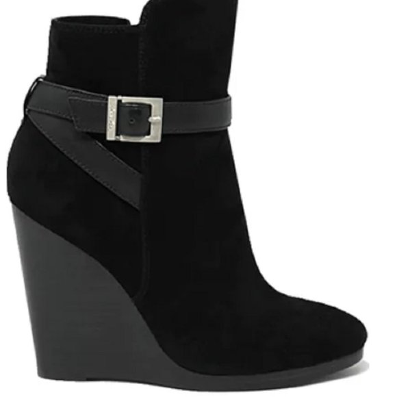 $59 NWT (Size 9.5) Charles By Charles David Hades Suede Wedge Bootie - Picture 10 of 12
